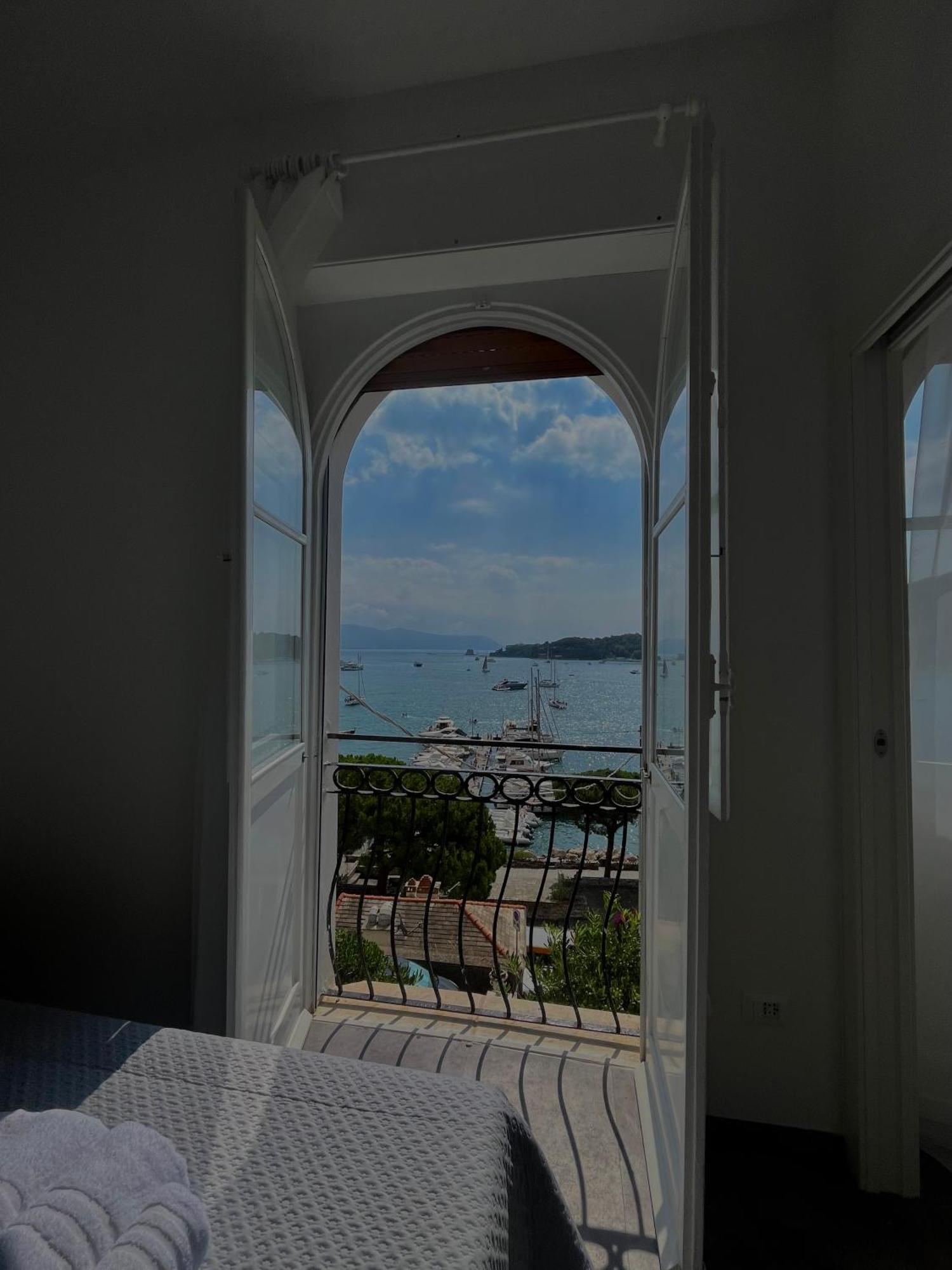 Le Finestre Veneris Hotell Porto Venere Eksteriør bilde