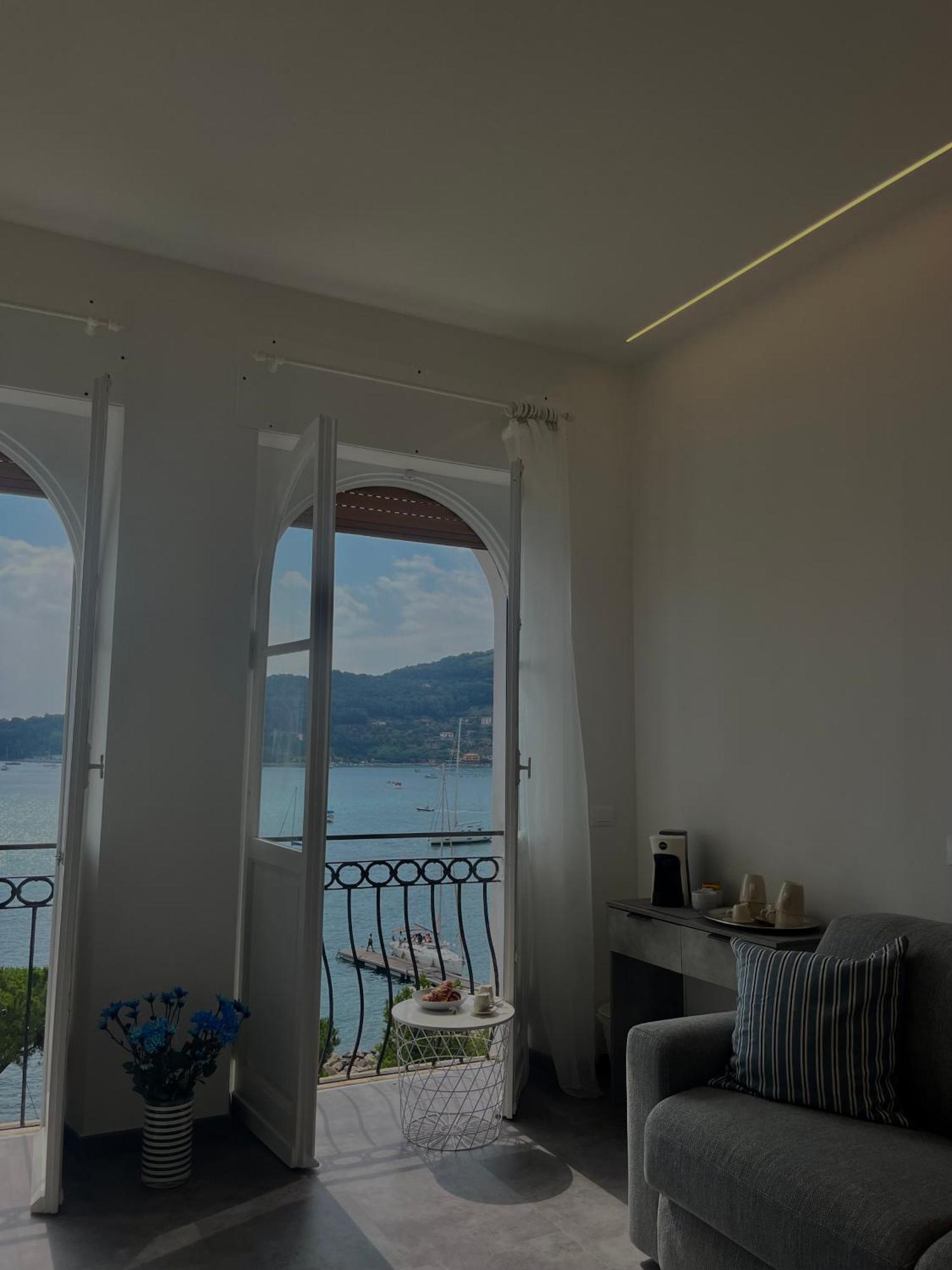 Le Finestre Veneris Hotell Porto Venere Eksteriør bilde